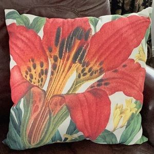 Pottery Barn Lilly Pillow